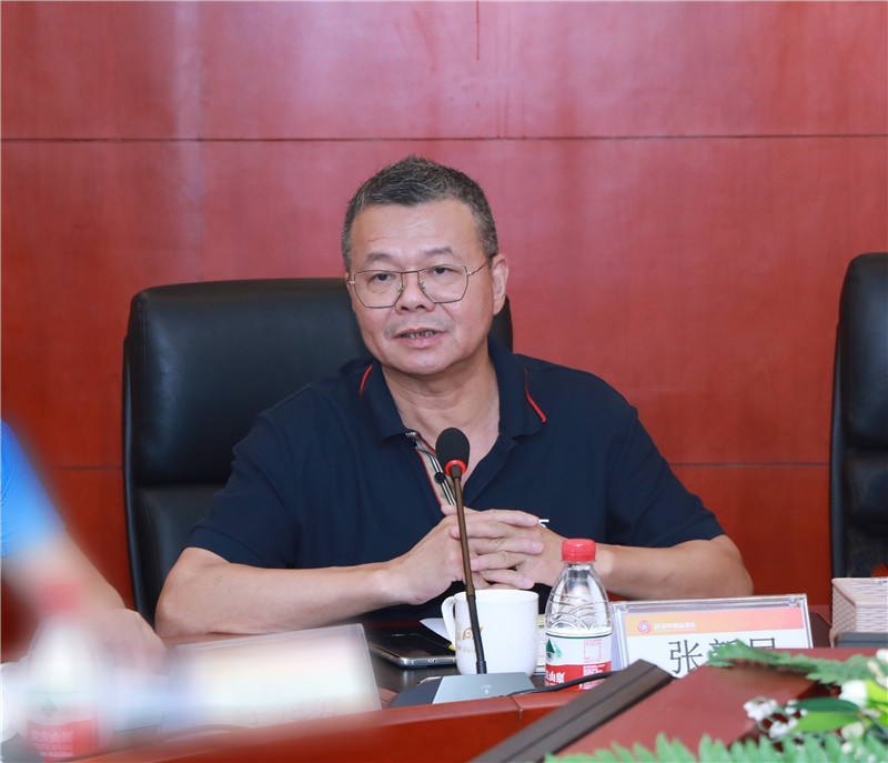 汕头市潮菜研究会会长张新民讲话
