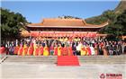 吴木棠会长一行出席饶平弘法寺落成开光二十周年庆典暨世界佛文化书画艺术展